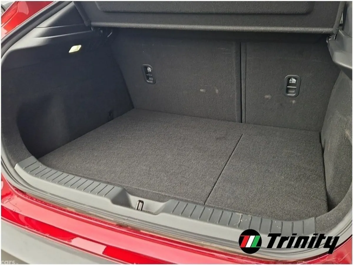 Mazda CX-30 SUV, Petrol, 2027, Red