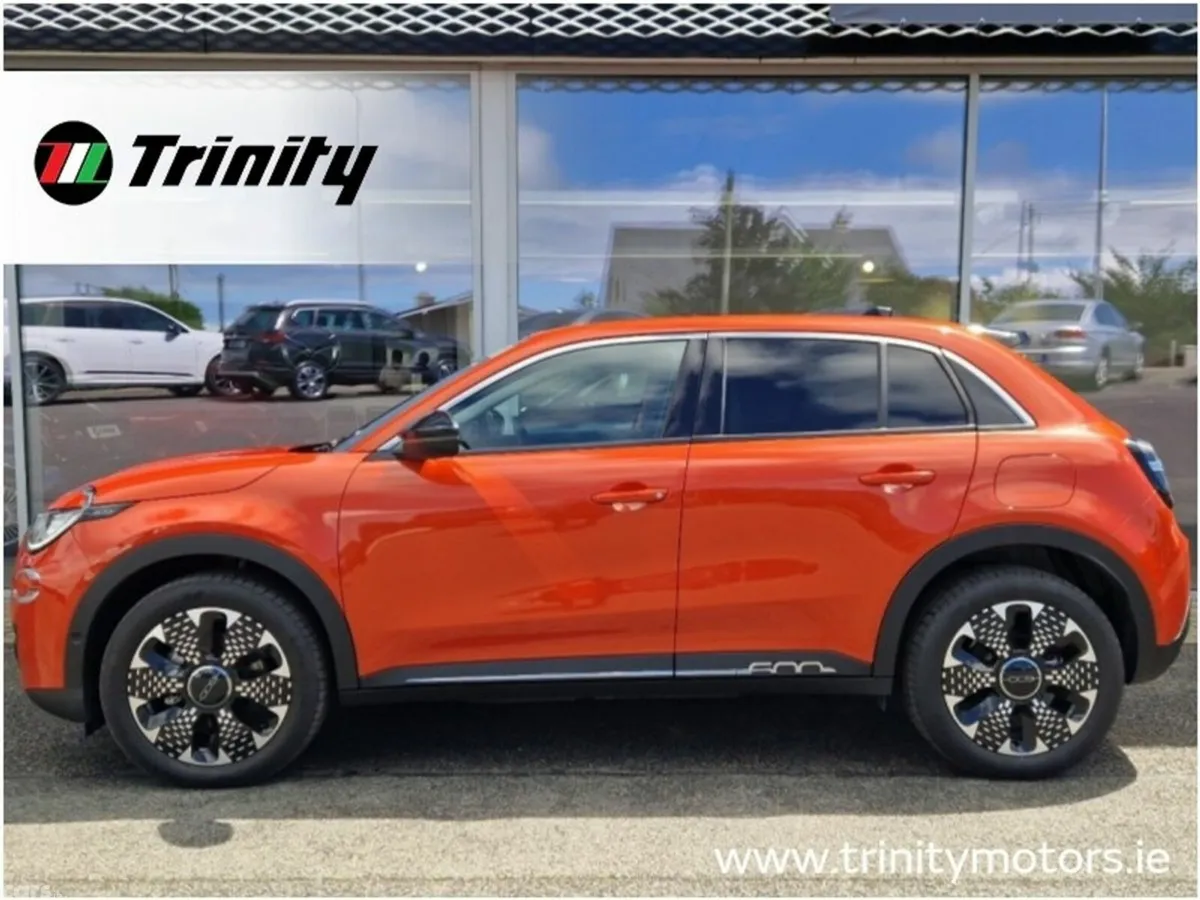 Fiat 600 SUV, Electric, 2026, Orange