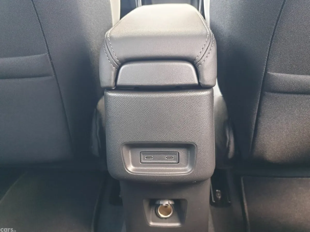 Citroen C3 Aircross SUV, Petrol Hybrid, 2027, Black