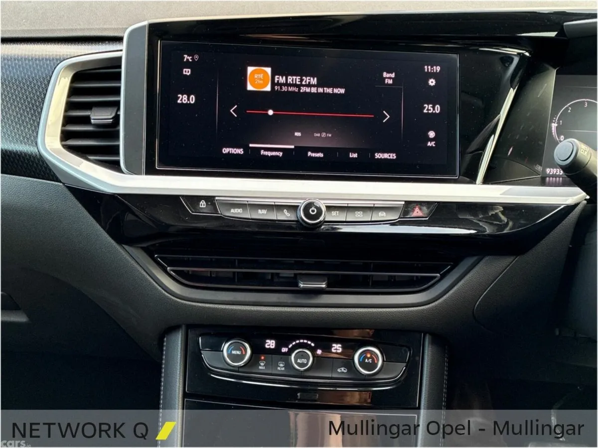 Opel Grandland SUV, Diesel, 2022, Red