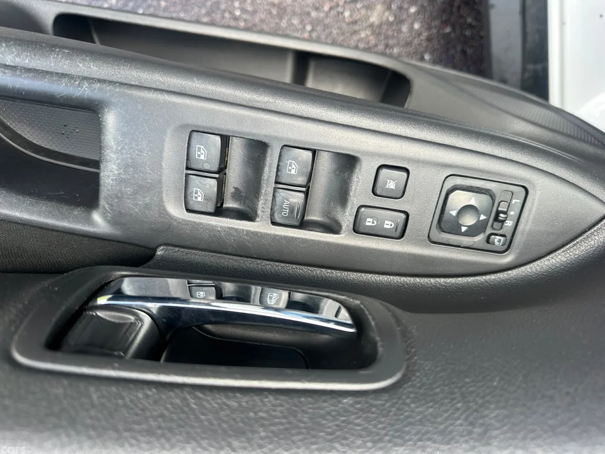 Mitsubishi Outlander SUV, Diesel, 2017, White