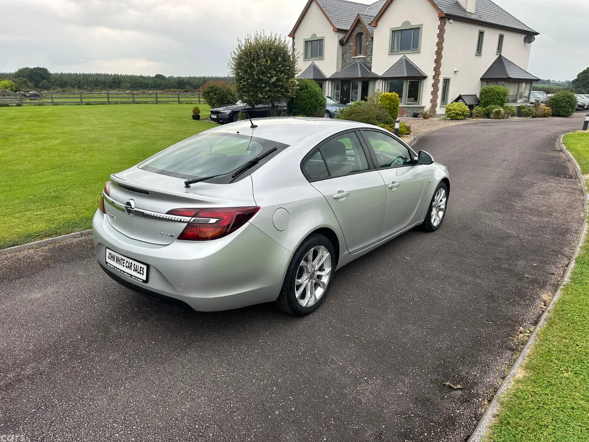 Opel Insignia Hatchback, Diesel, 2014, Silver