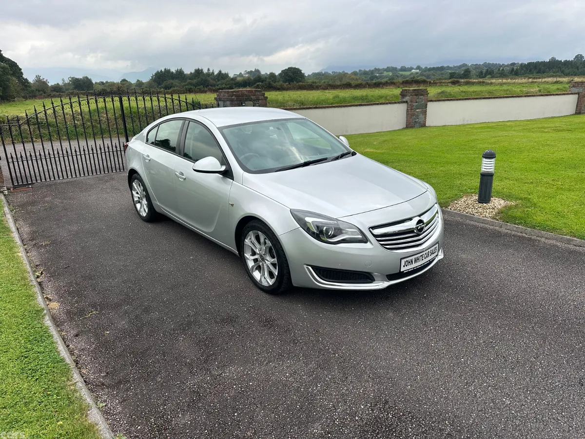 Opel Insignia Hatchback, Diesel, 2014, Silver