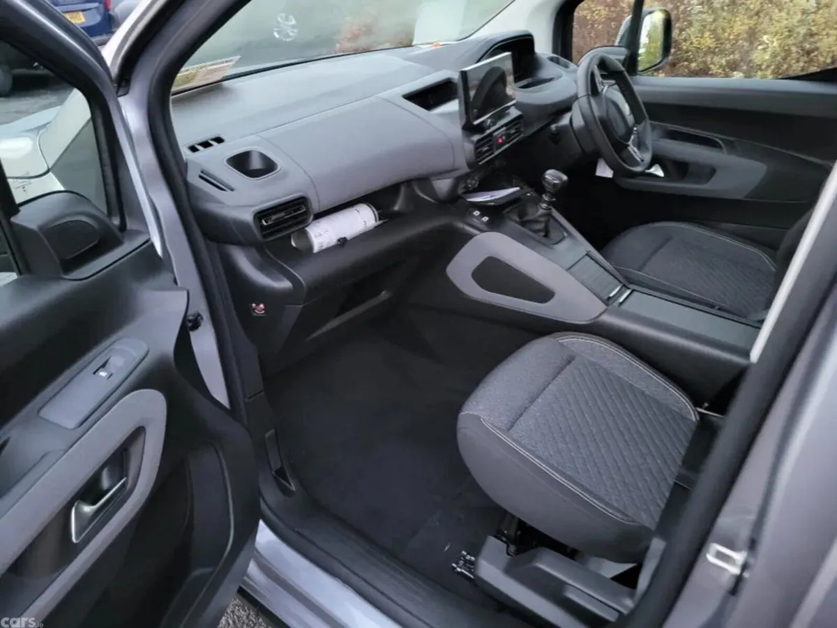 Peugeot Rifter MPV, Diesel, 2026, Grey