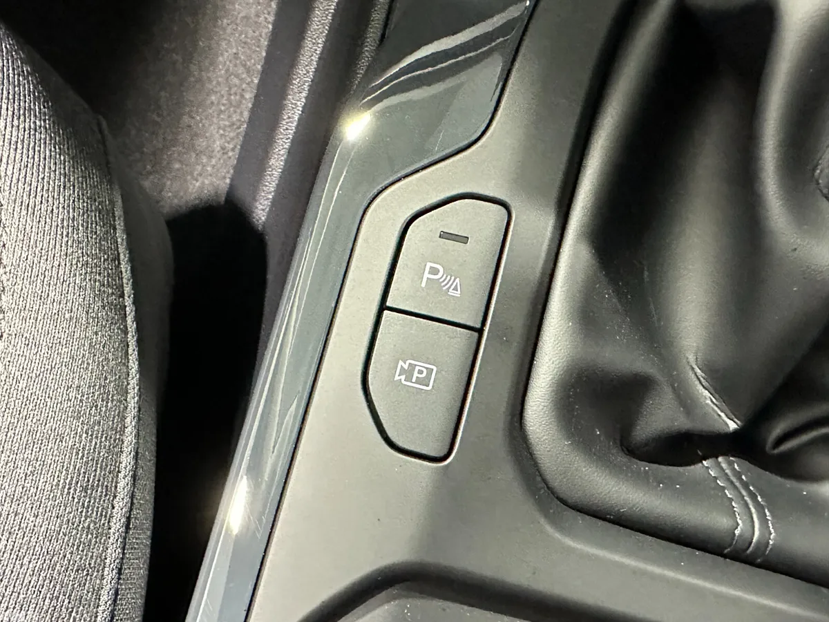 Kia K4 Hatchback, Petrol, 2026, Silver
