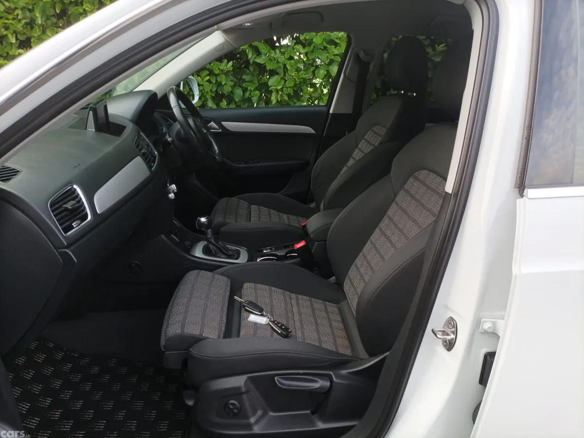 Audi Q3 Hatchback, Petrol, 2017, White