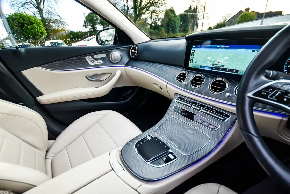Mercedes-Benz E-Class Saloon, Diesel Hybrid, 2023, White