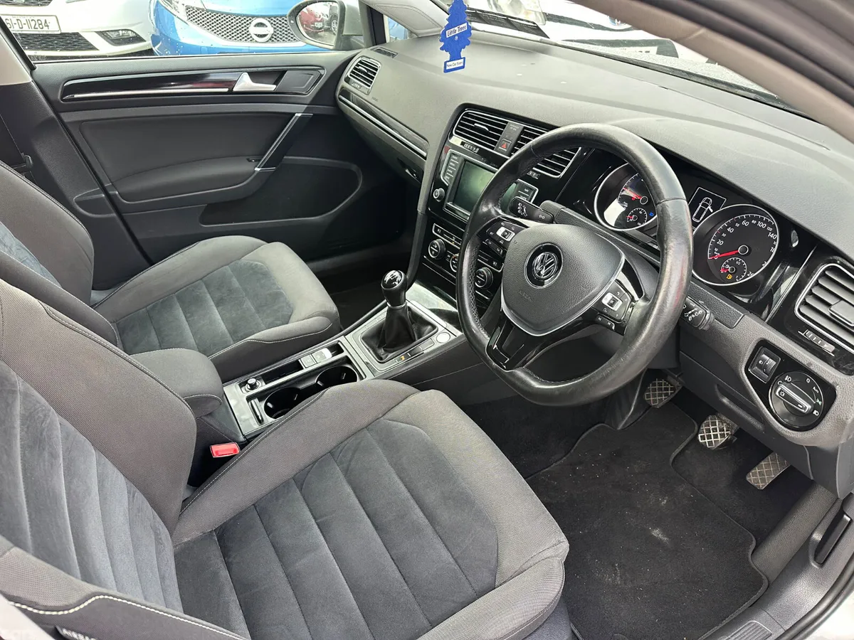 Volkswagen Golf Estate, Diesel, 2016, Silver