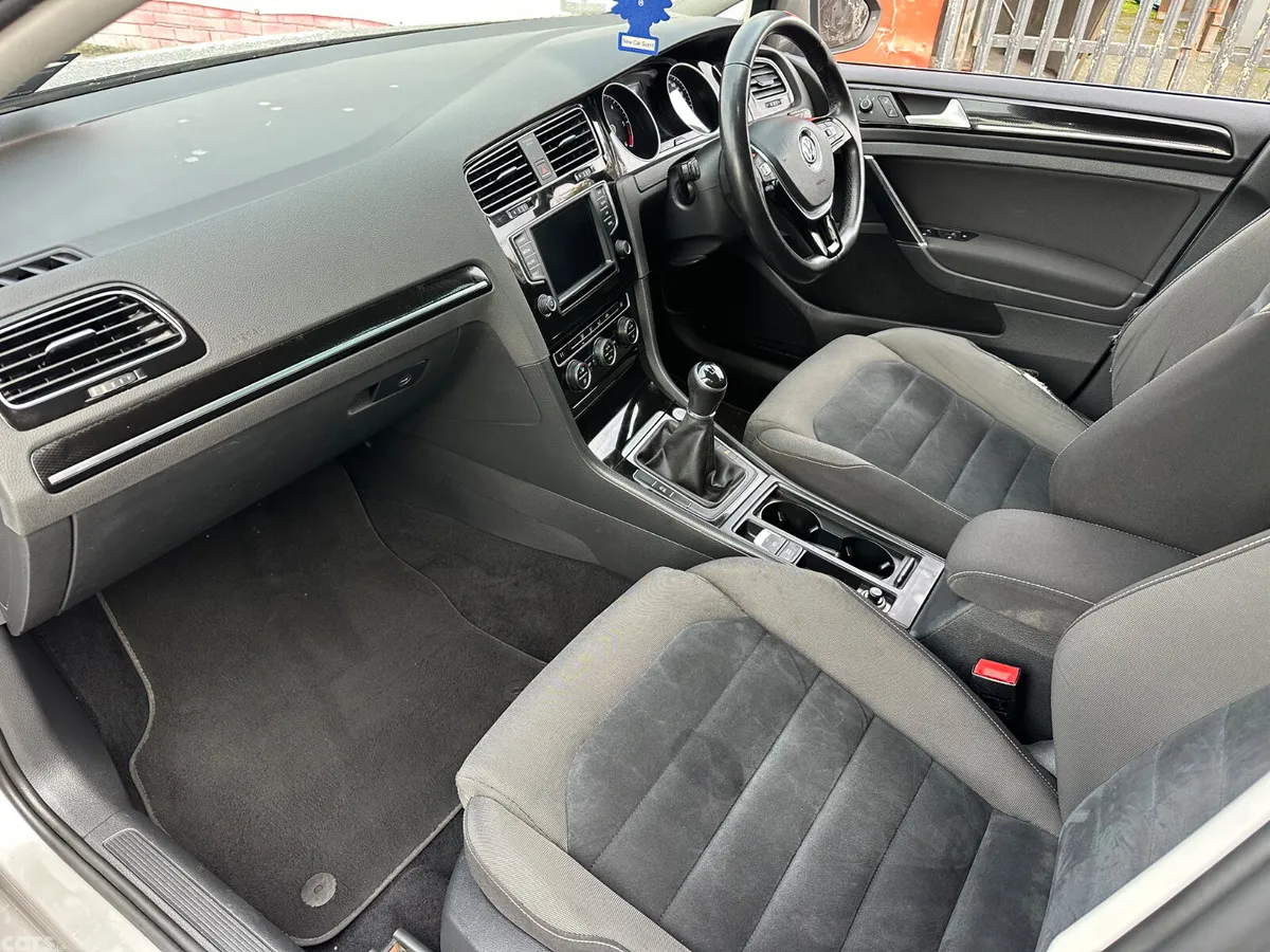Volkswagen Golf Estate, Diesel, 2016, Silver
