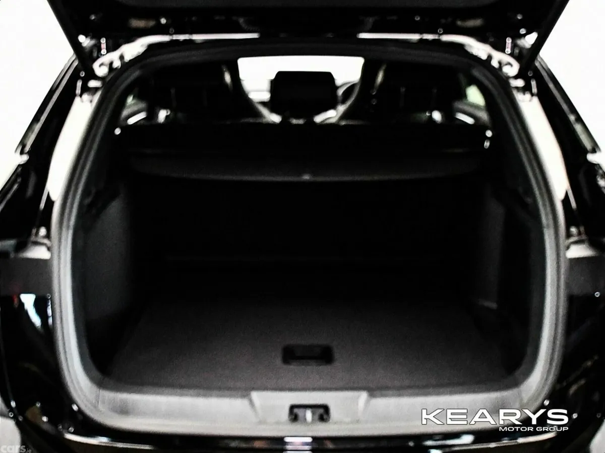 BYD SEAL U SUV, Petrol Plug-in Hybrid, 2027, Black