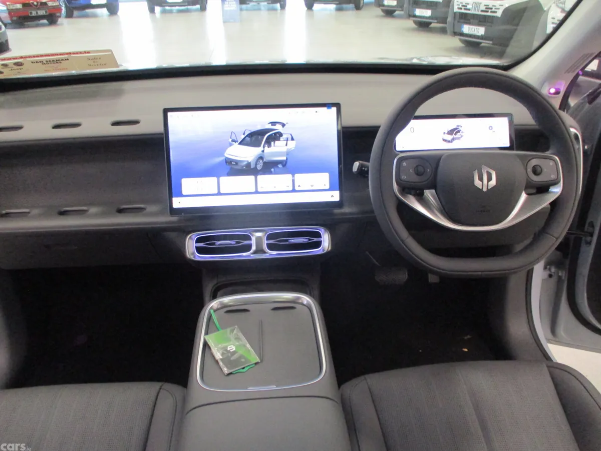 Leapmotor B10 Hatchback, Electric, 2027, Silver