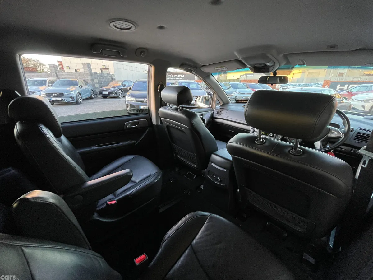 SsangYong Rodius MPV, Diesel, 2018, Black
