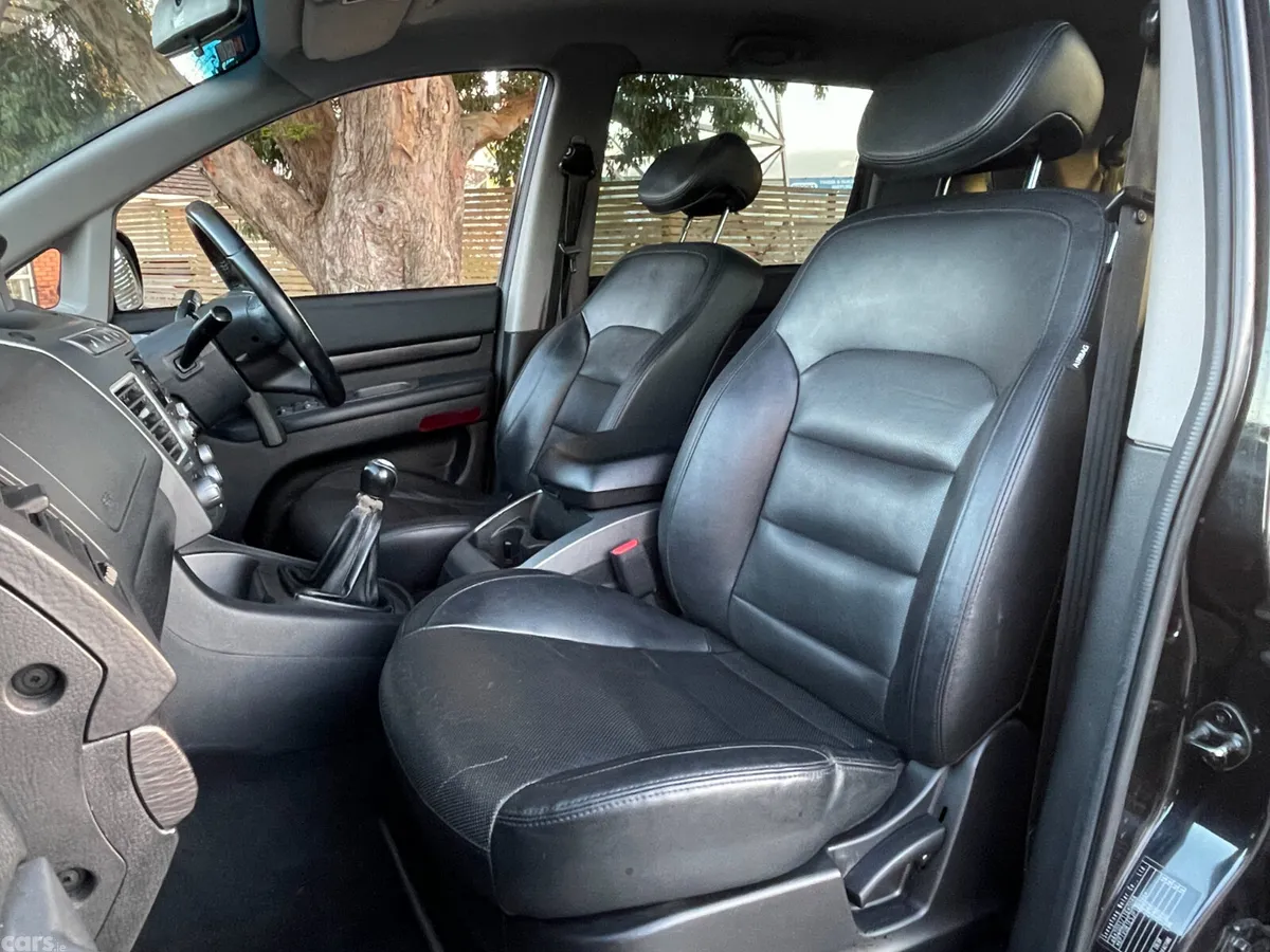 SsangYong Rodius MPV, Diesel, 2018, Black