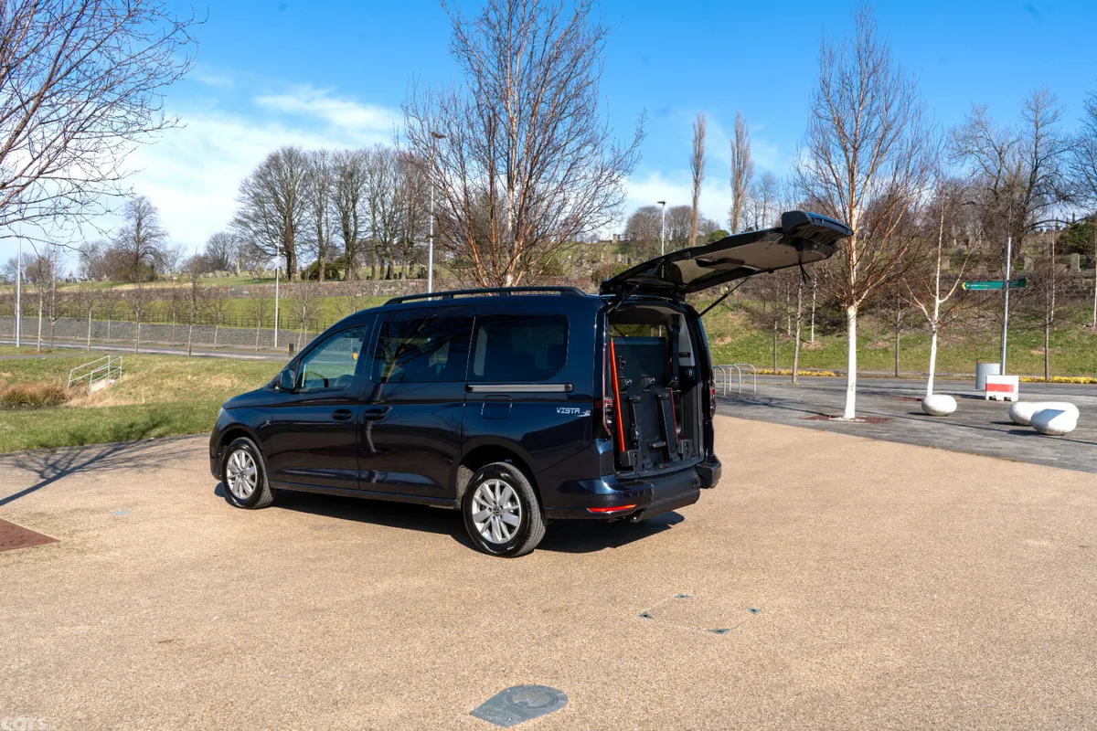 Volkswagen Caddy Maxi Life MPV, Diesel, 2026, Black