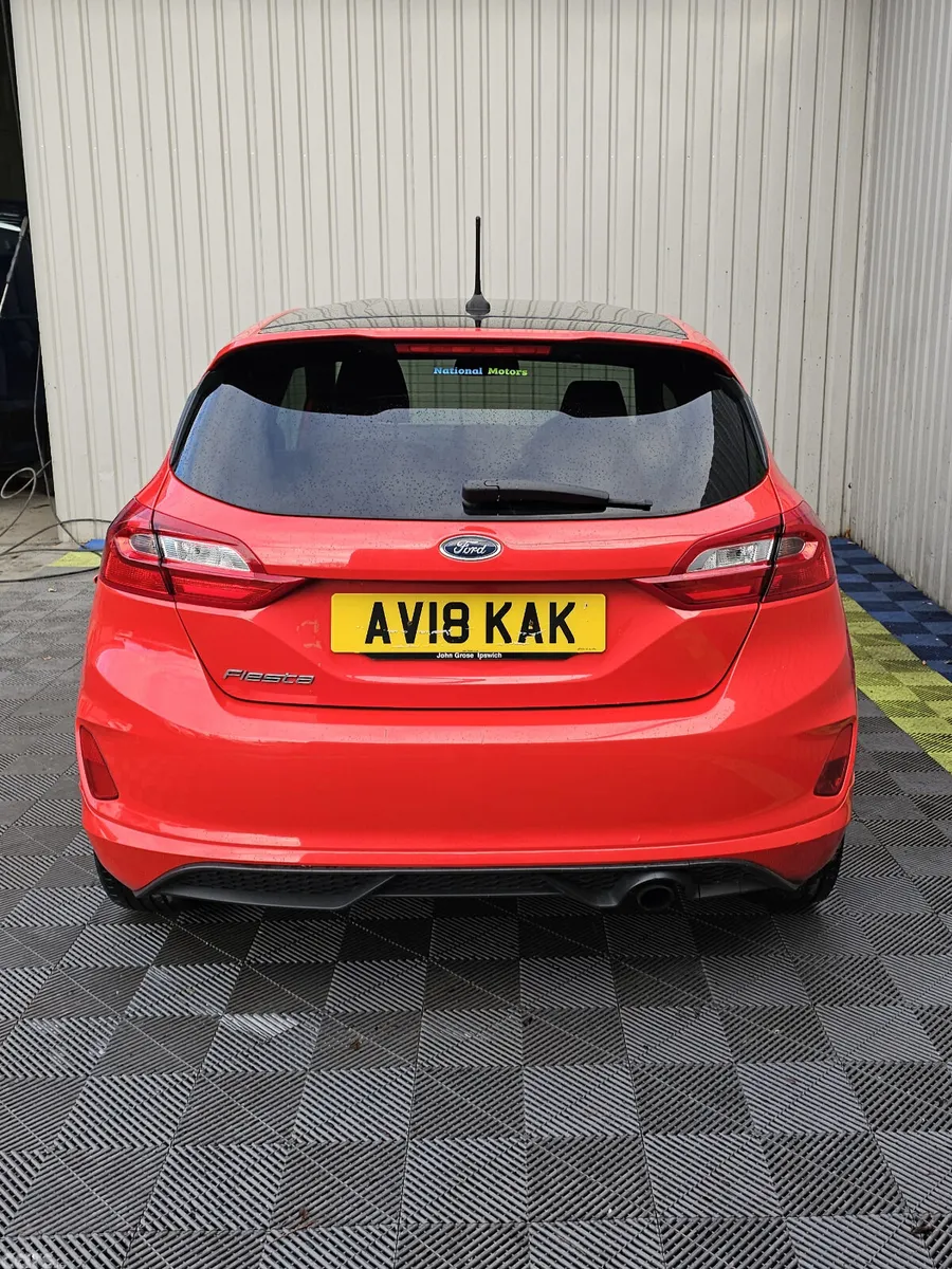 Ford Fiesta Hatchback, Petrol, 2018, Red