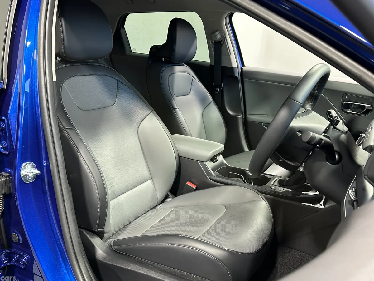 Kia K4 Hatchback, Petrol, 2026, Blue