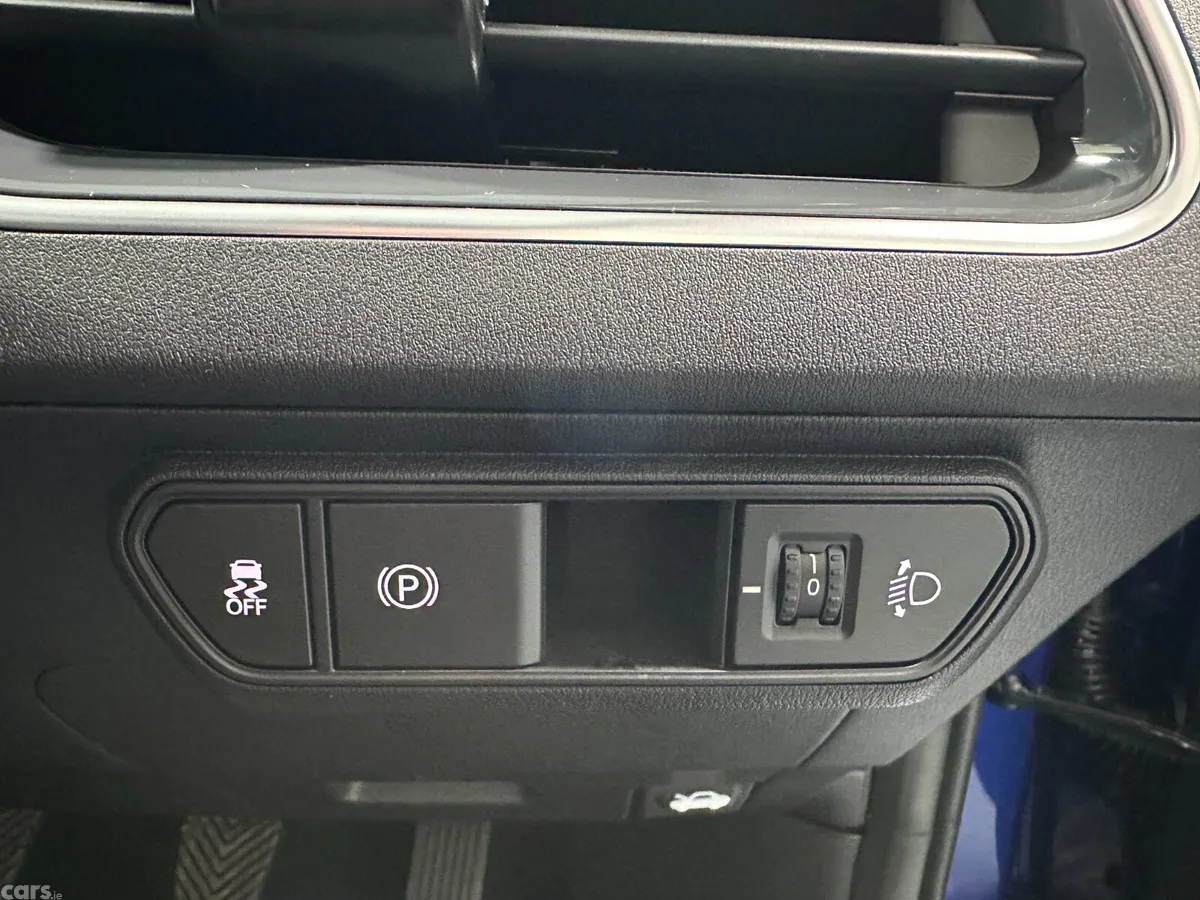 Kia K4 Hatchback, Petrol, 2026, Blue