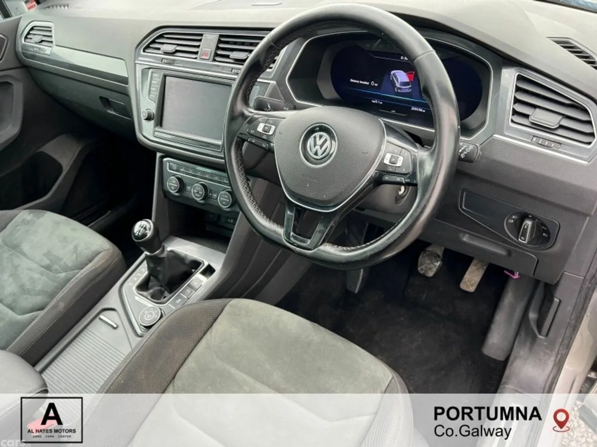 Volkswagen Tiguan SUV, Diesel, 2016, Silver