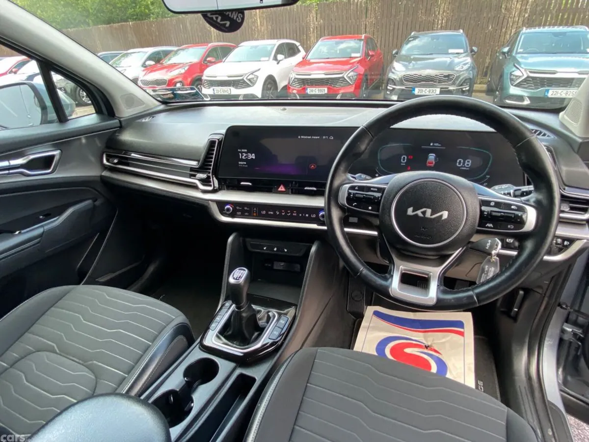 Kia Sportage SUV, Diesel Hybrid, 2023, Grey