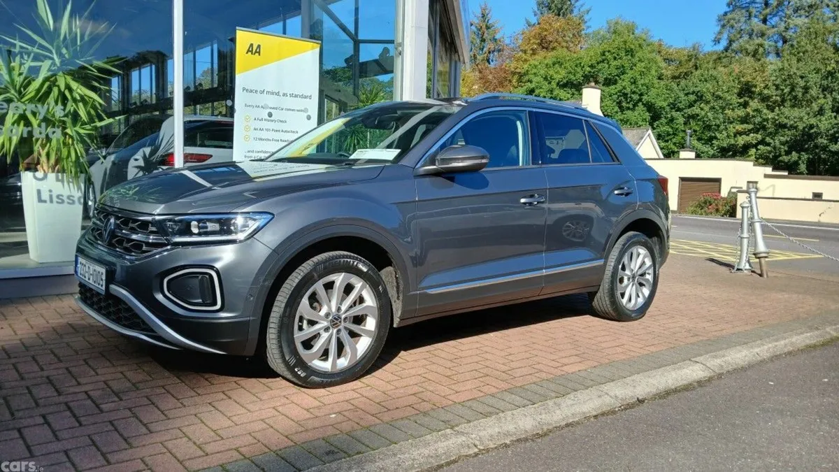 Volkswagen T-Roc SUV, Diesel, 2023, Grey