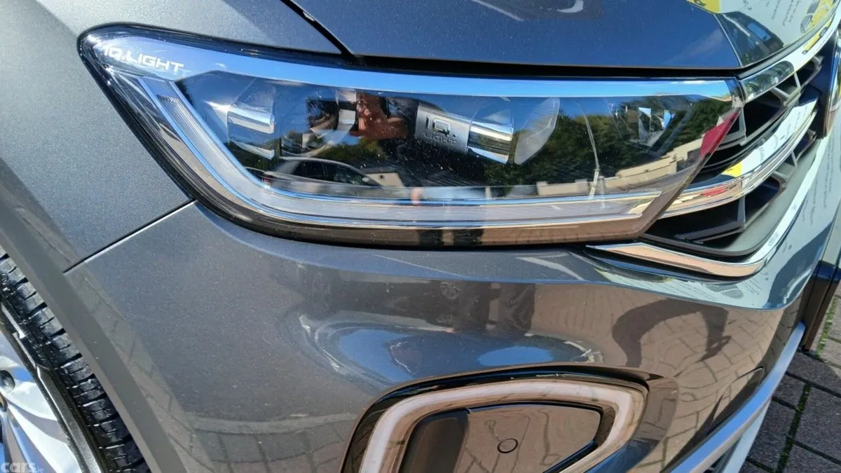 Volkswagen T-Roc SUV, Diesel, 2023, Grey