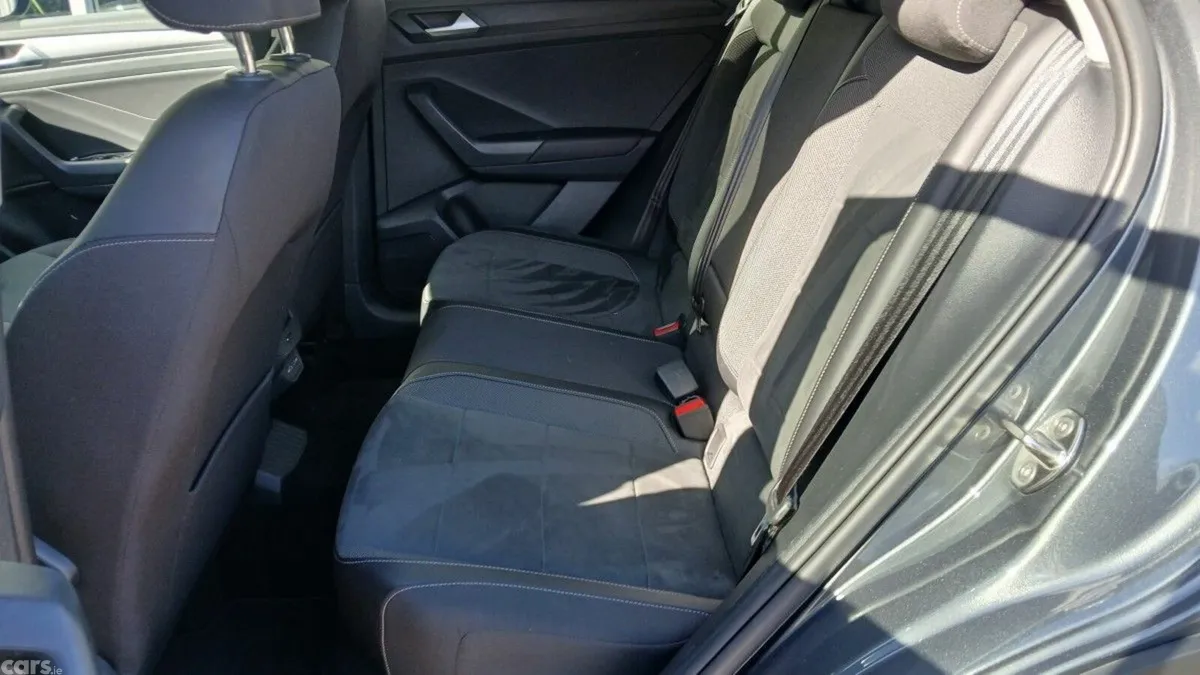 Volkswagen T-Roc SUV, Diesel, 2023, Grey