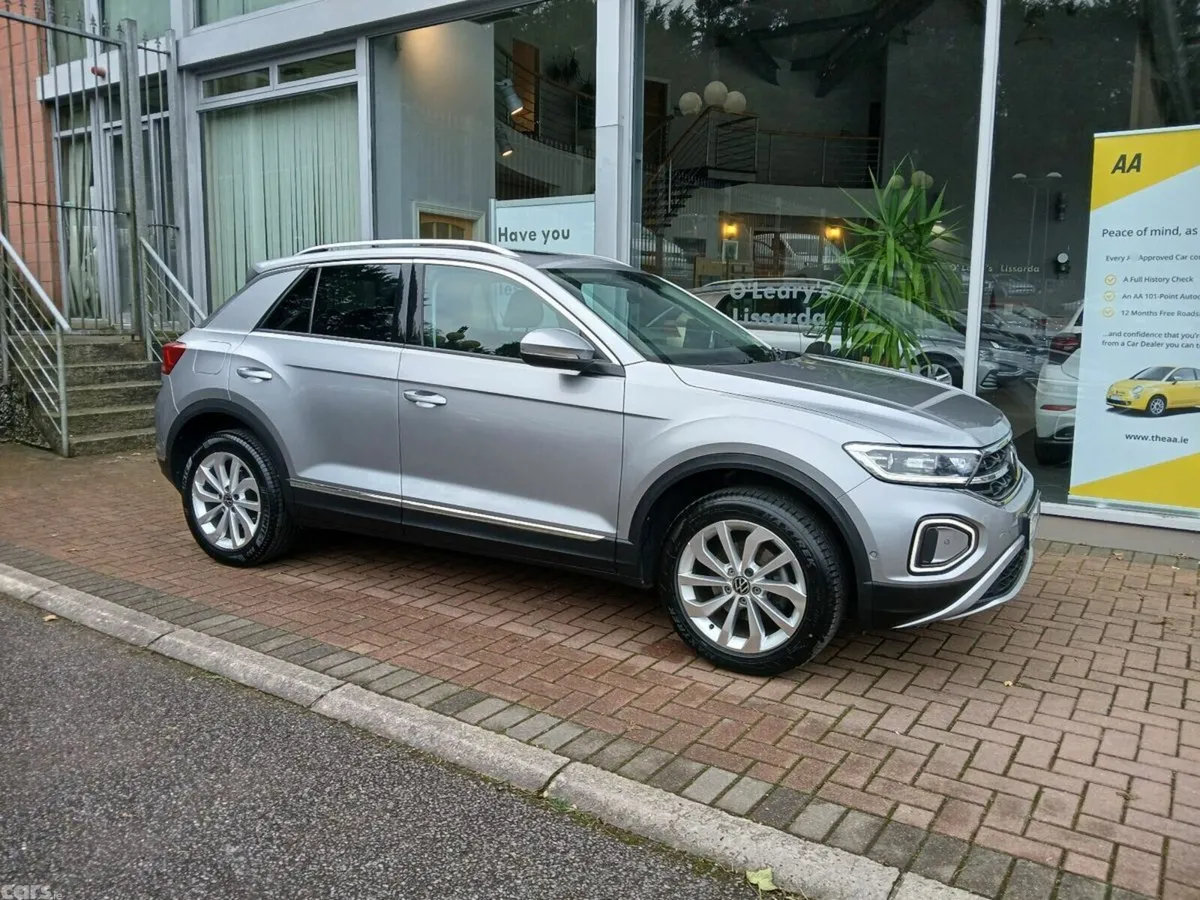 Volkswagen T-Roc SUV, Petrol, 2022, Silver