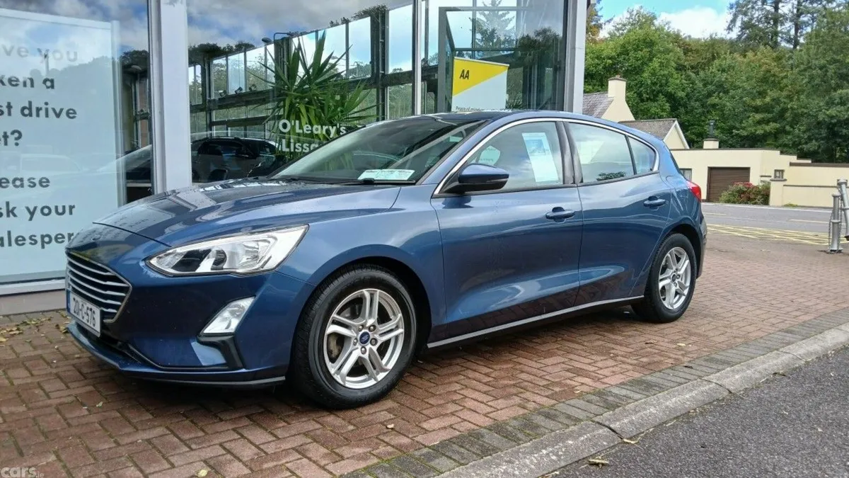 Ford Focus Hatchback, Petrol, 2020, Blue