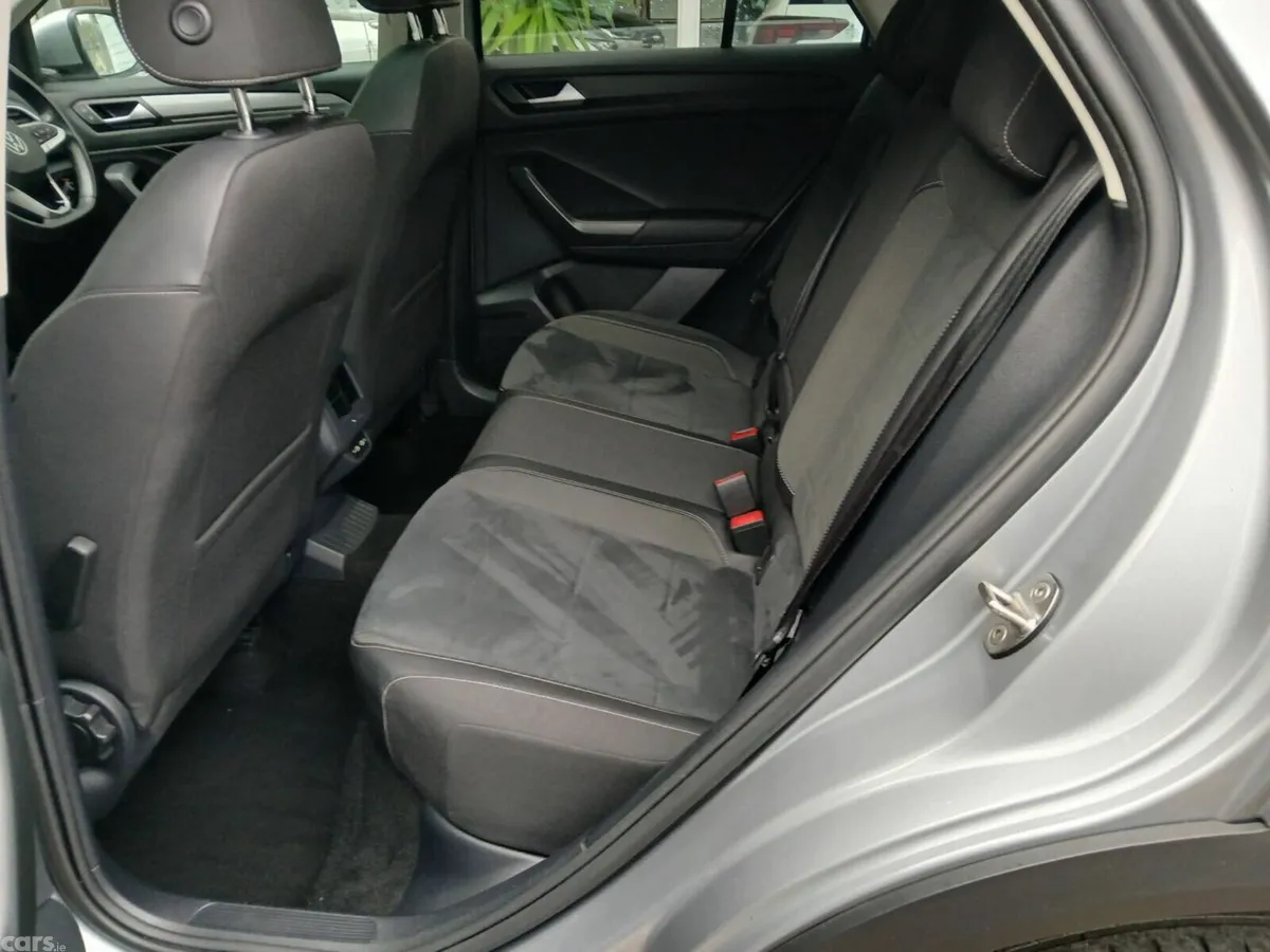 Volkswagen T-Roc SUV, Petrol, 2022, Silver