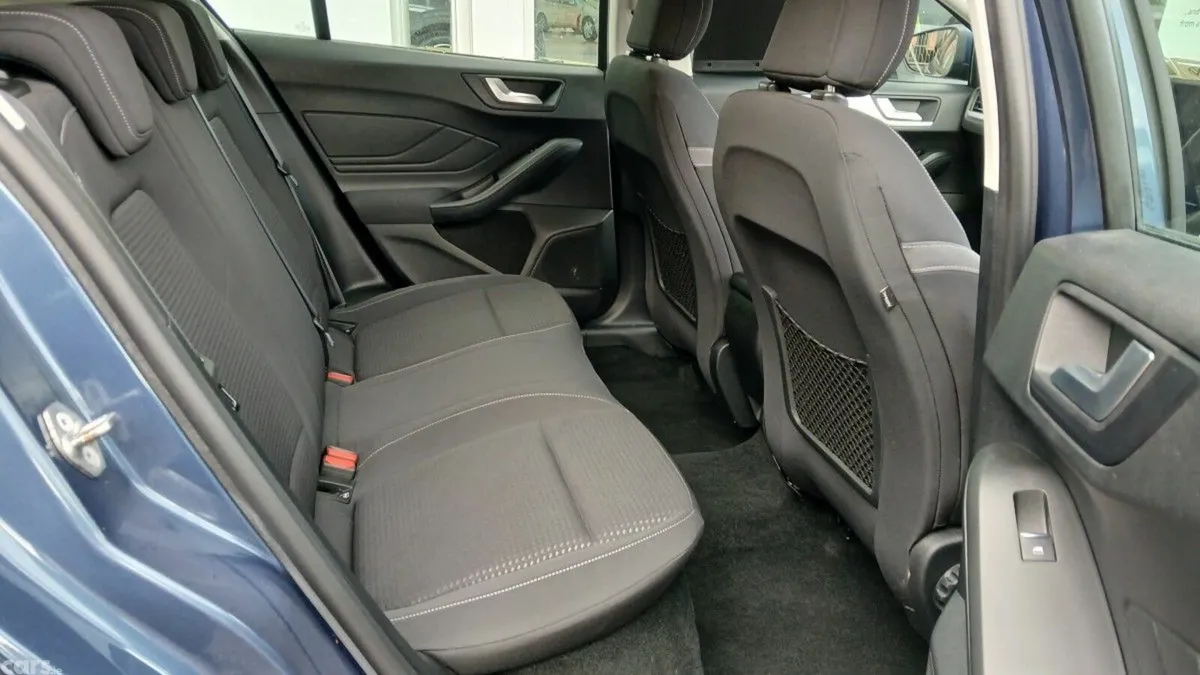 Ford Focus Hatchback, Petrol, 2020, Blue