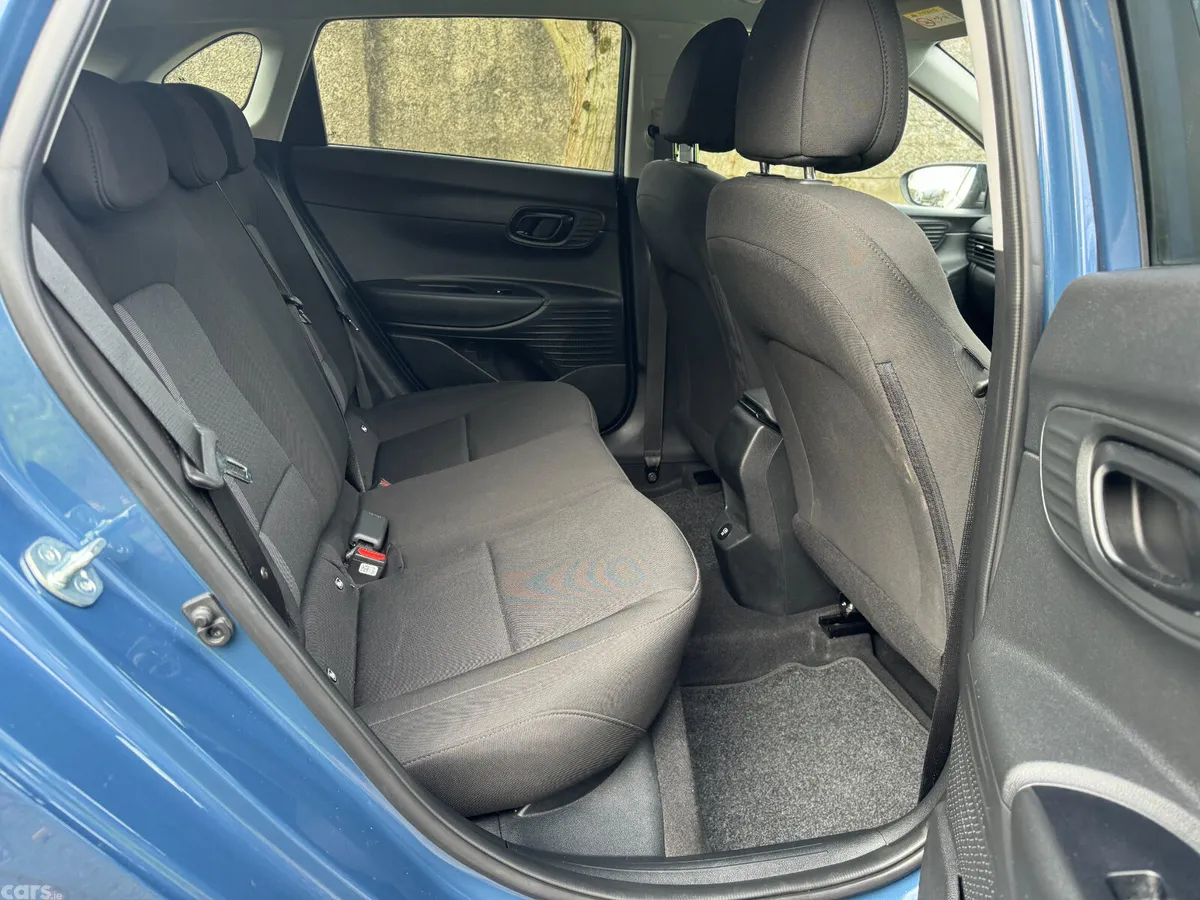 Hyundai i20 Hatchback, Petrol, 2025, Blue