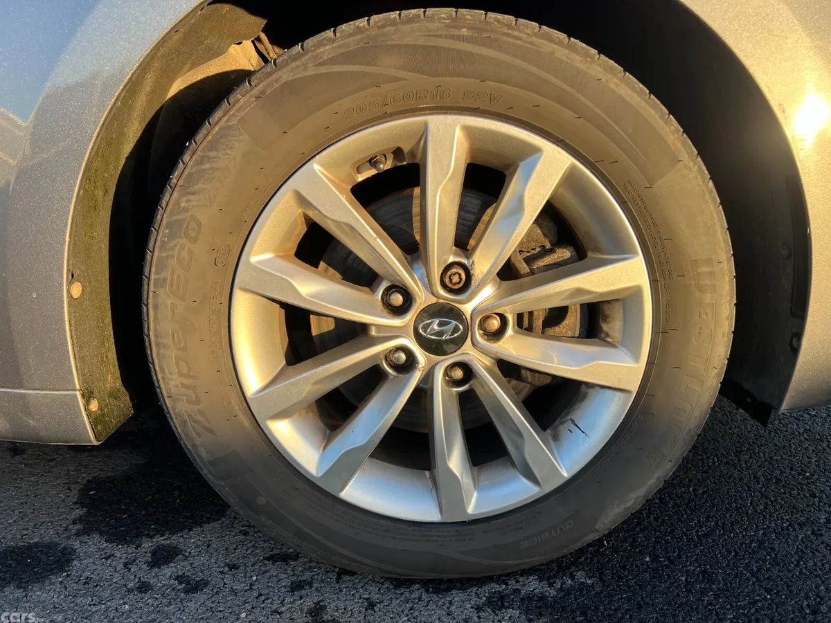 Hyundai i40 Estate, Diesel, 2016, Silver