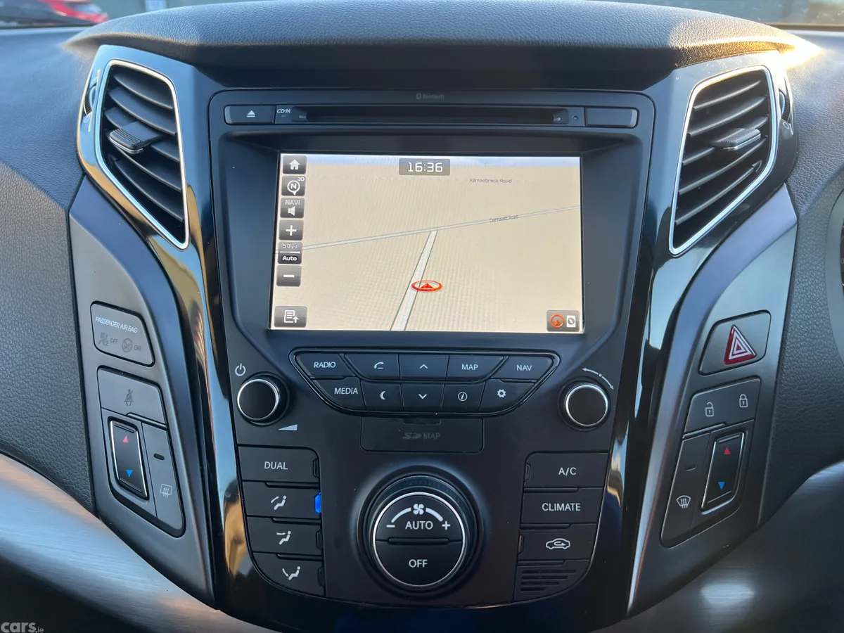 Hyundai i40 Estate, Diesel, 2016, Silver