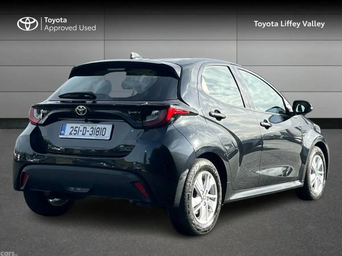 Toyota Yaris Hatchback, Petrol Hybrid, 2025, Black
