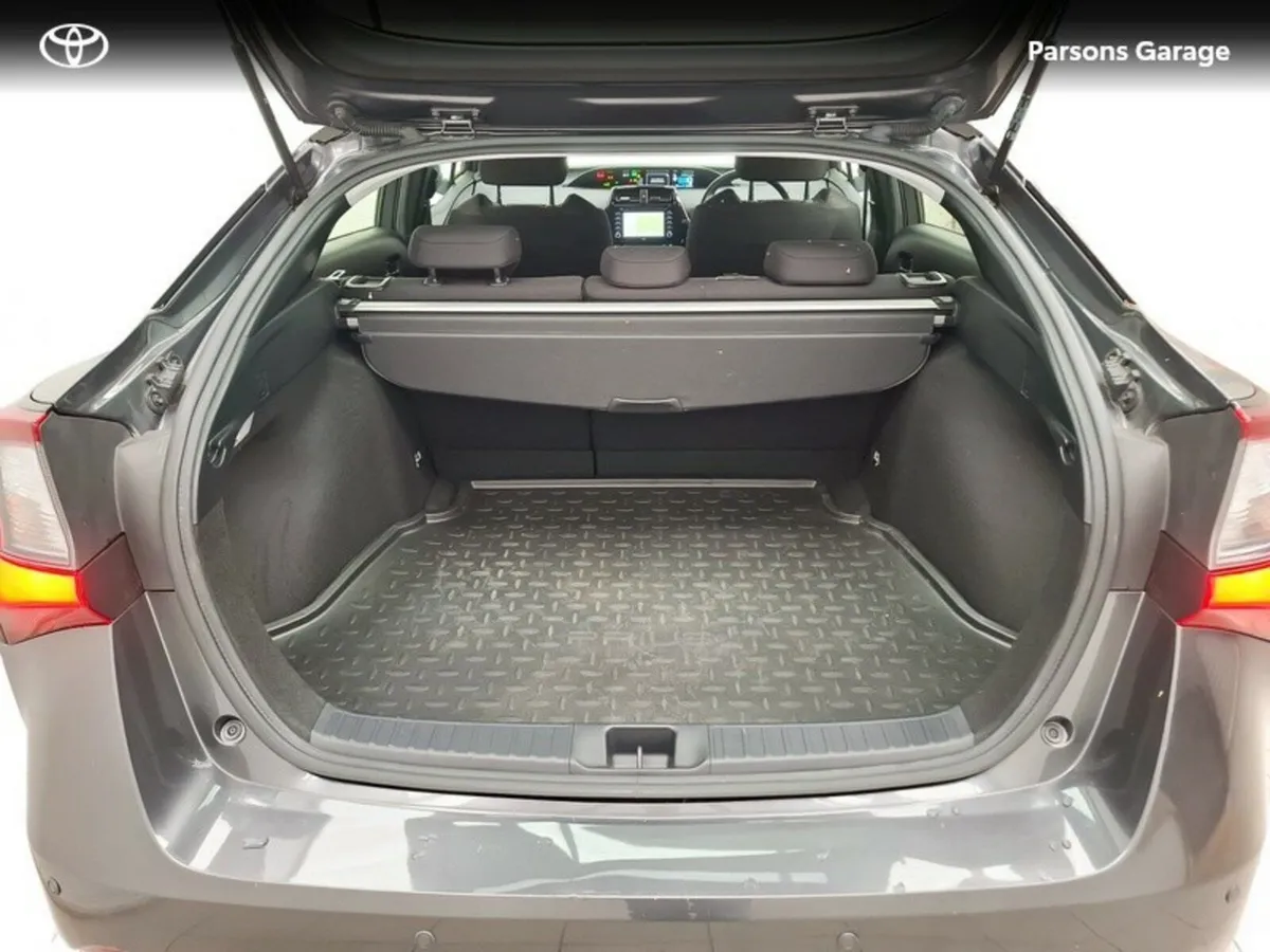 Toyota Prius Hatchback, Petrol Hybrid, 2022, Grey