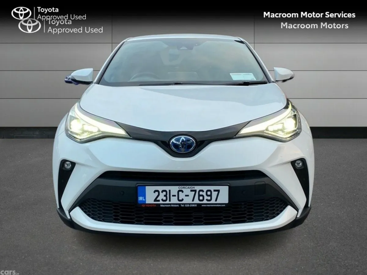 Toyota C-HR SUV, Petrol Hybrid, 2023, White