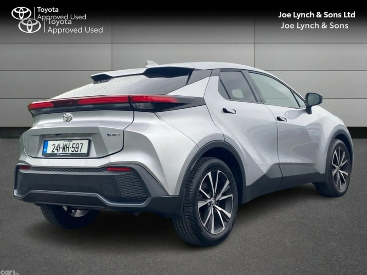 Toyota C-HR SUV, Petrol Hybrid, 2024, Silver