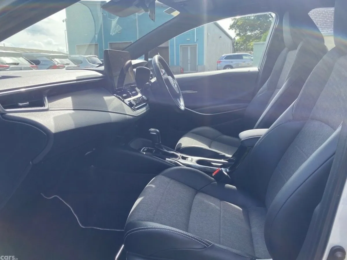 Toyota Corolla Hatchback, Petrol Hybrid, 2024, Silver