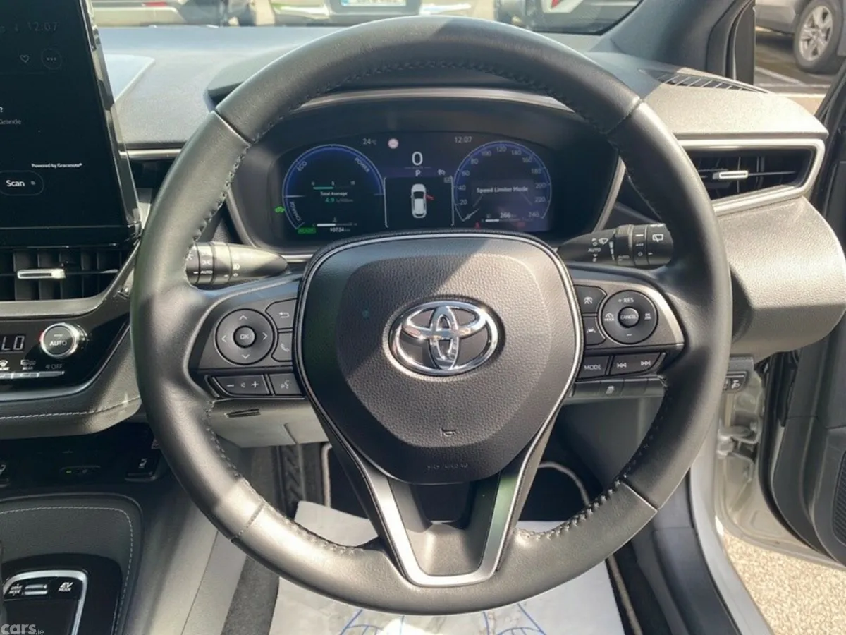 Toyota Corolla Hatchback, Petrol Hybrid, 2024, Silver