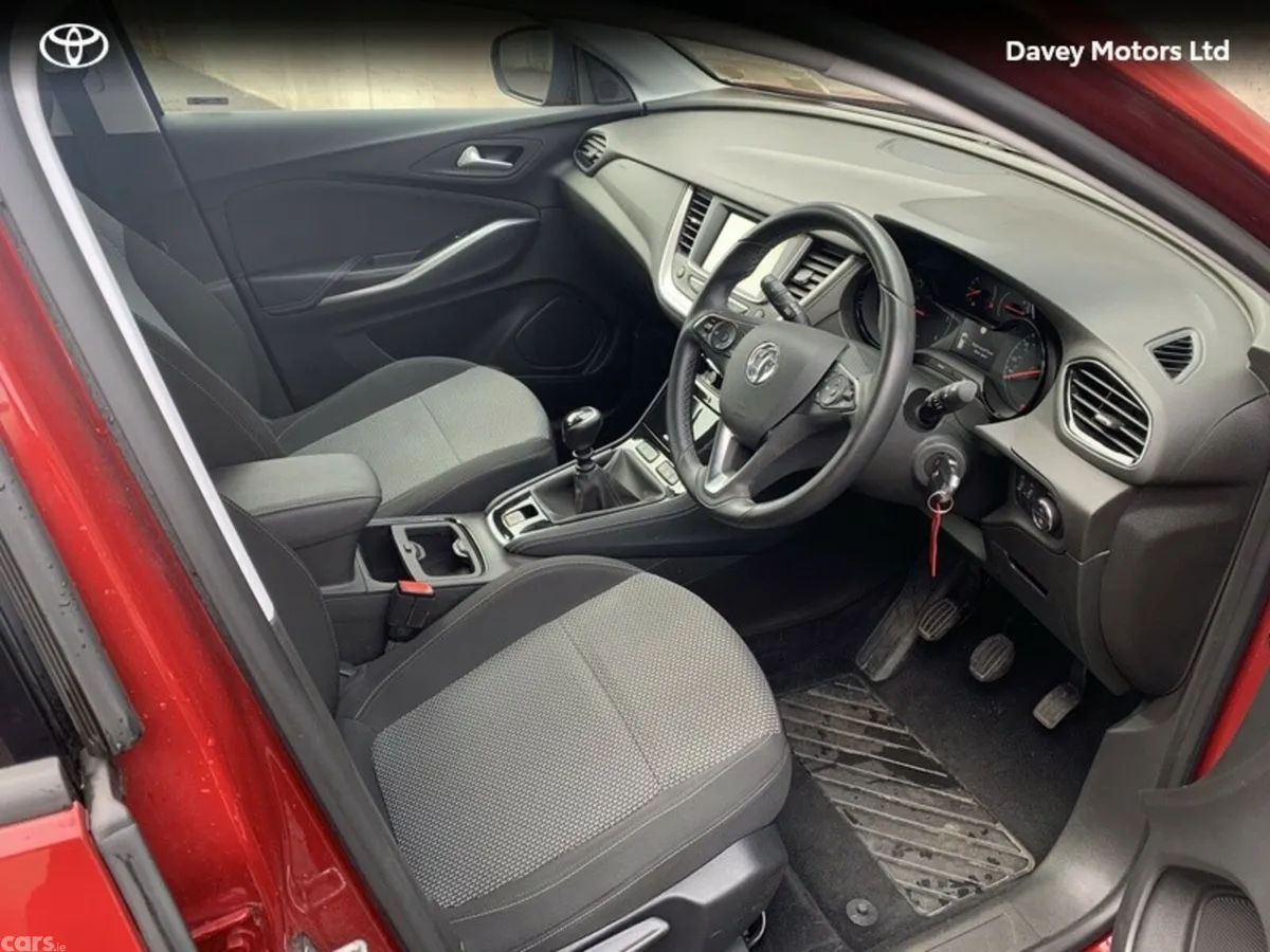Vauxhall Grandland X Hatchback, Diesel, 2018, Red