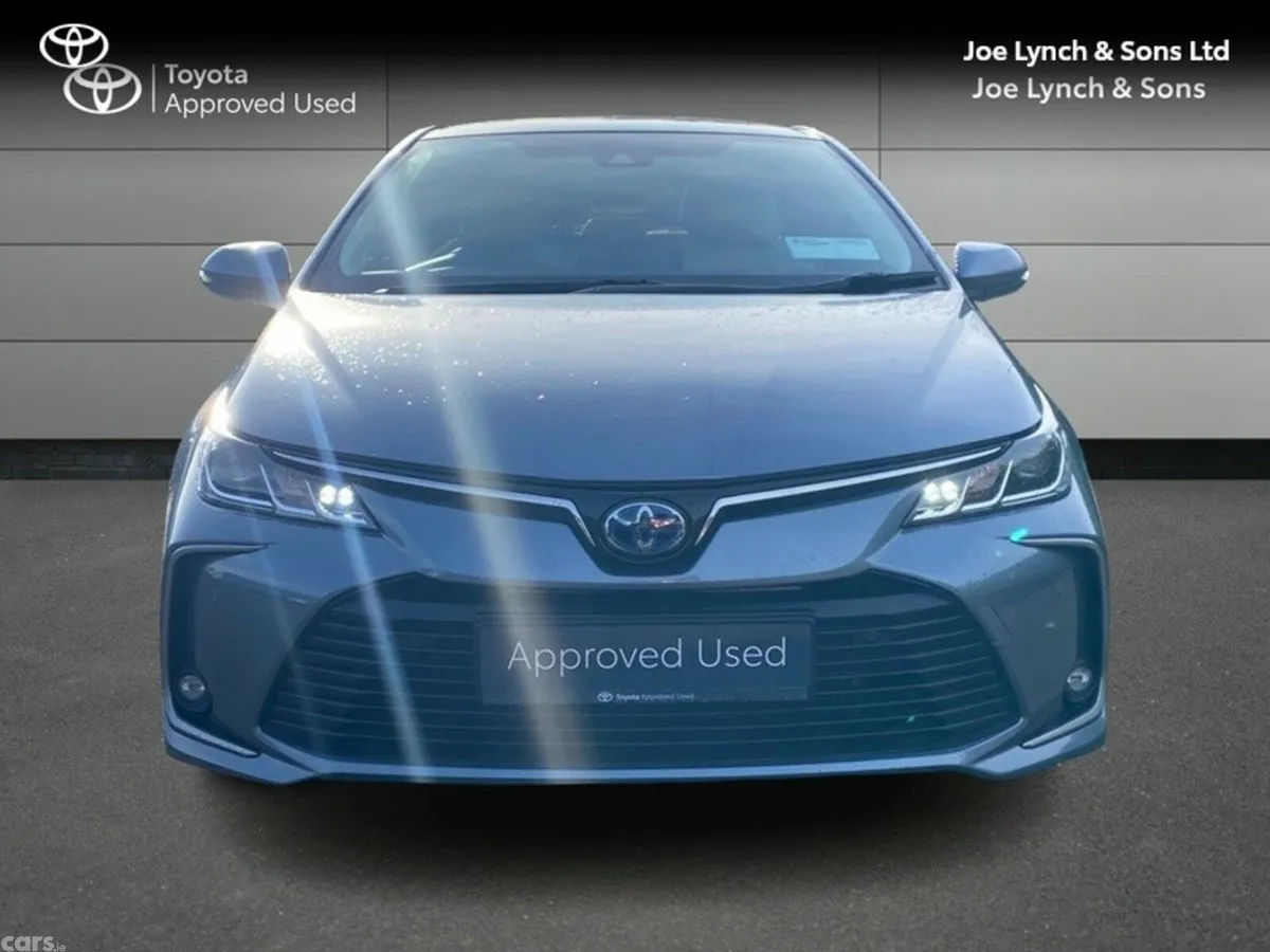 Toyota Corolla Saloon, Petrol Hybrid, 2022, Grey