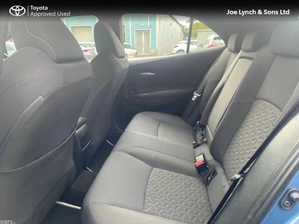 Toyota Corolla Hatchback, Petrol Hybrid, 2021, Blue