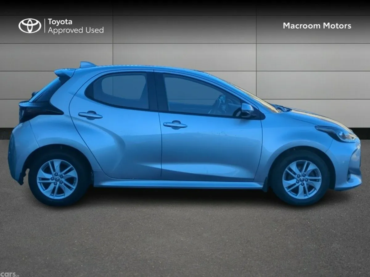 Toyota Yaris Hatchback, Petrol, 2021, Grey