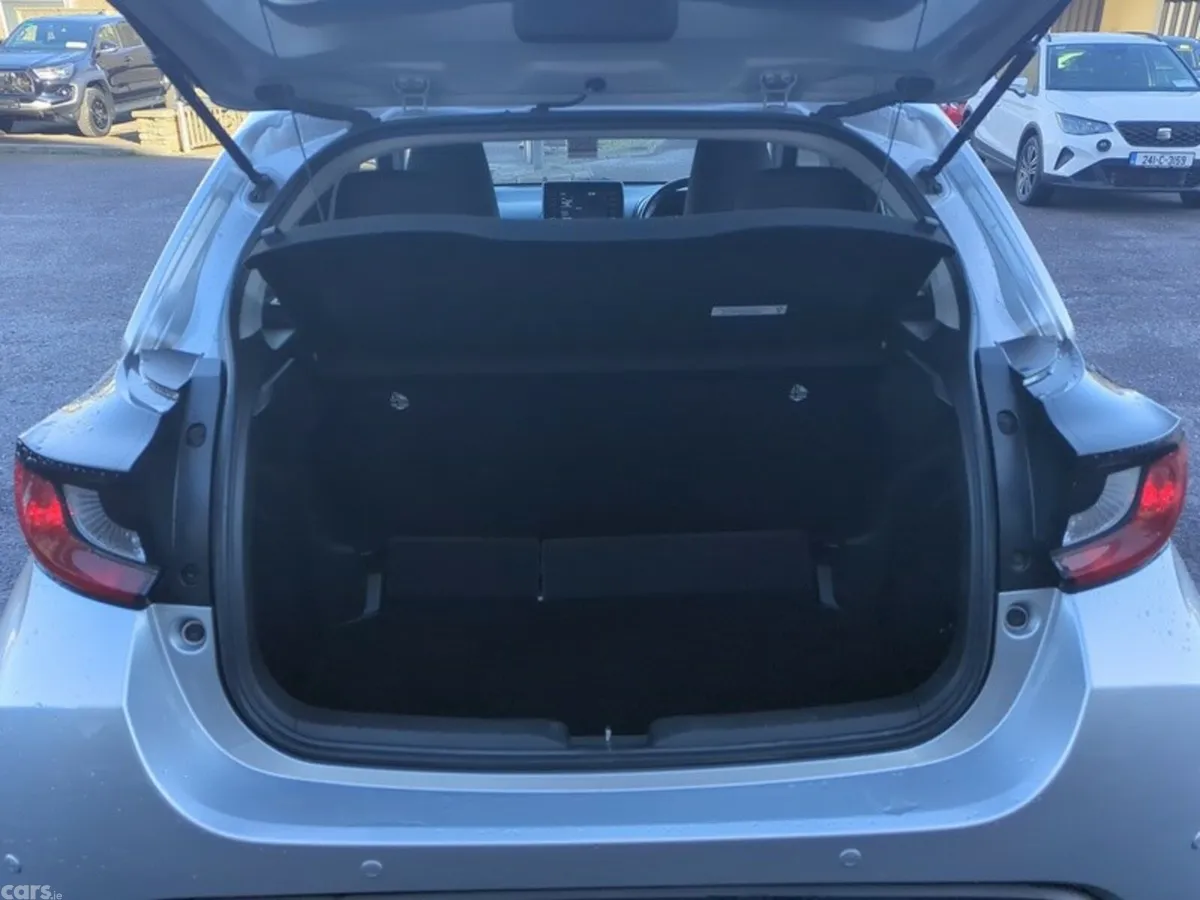 Toyota Yaris Hatchback, Petrol, 2021, Grey