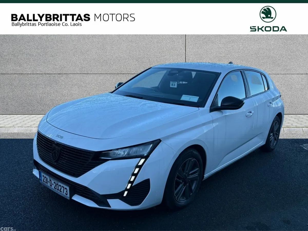 Peugeot 308 Hatchback, Petrol, 2023, White