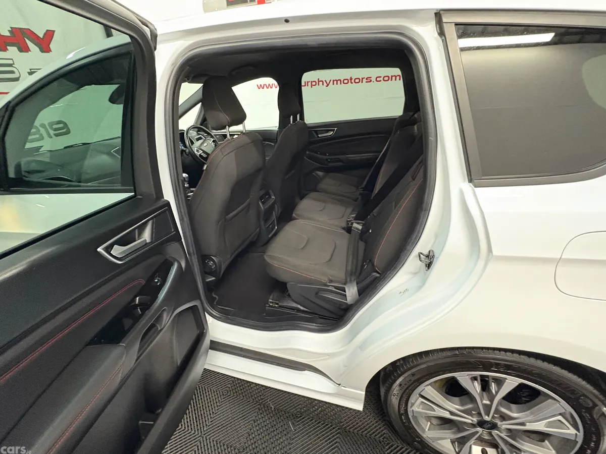 Ford S-Max MPV, Diesel, 2019, White