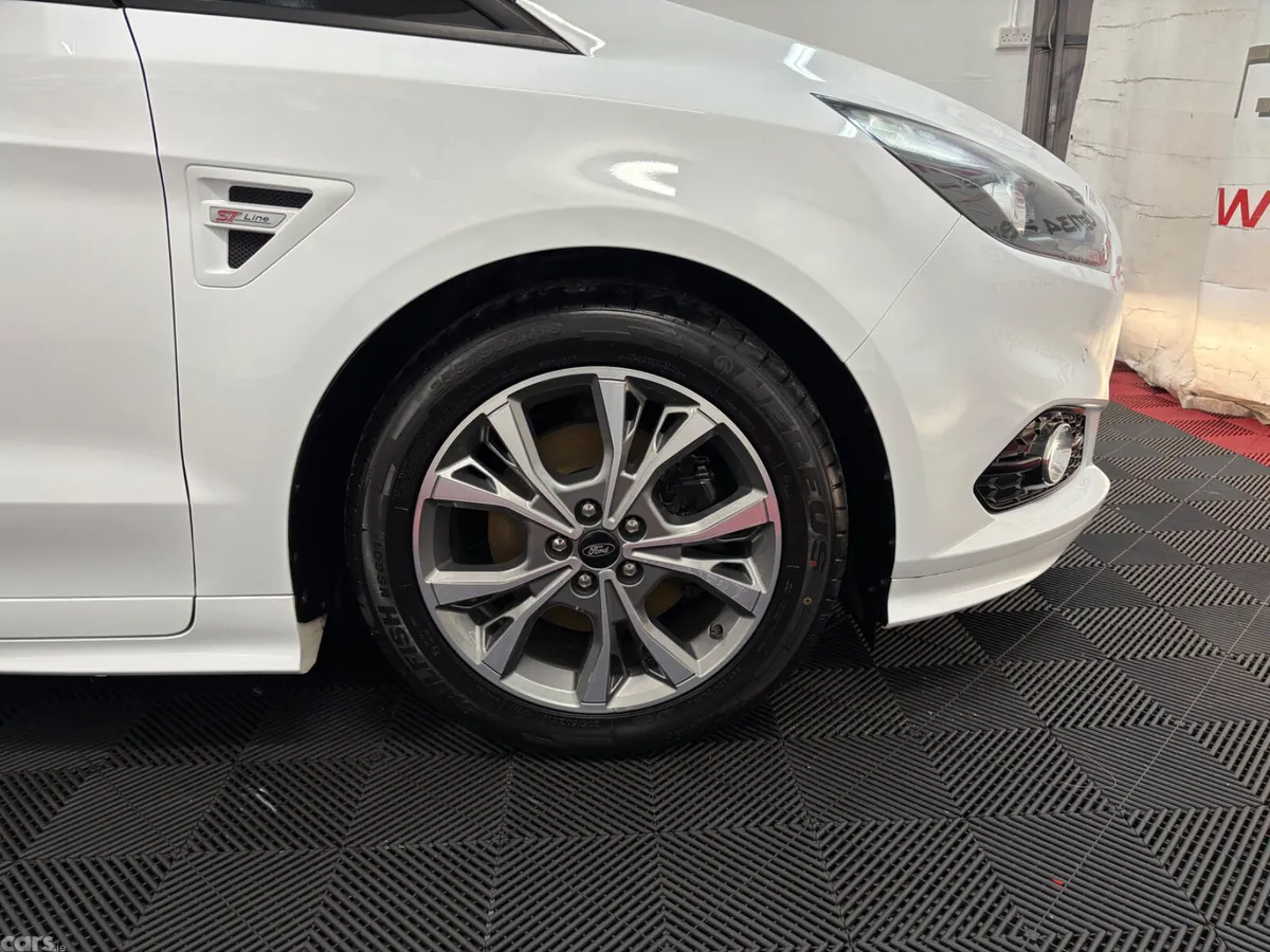 Ford S-Max MPV, Diesel, 2019, White