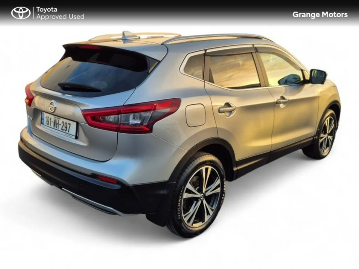 Nissan Qashqai MPV, Petrol, 2019, Grey