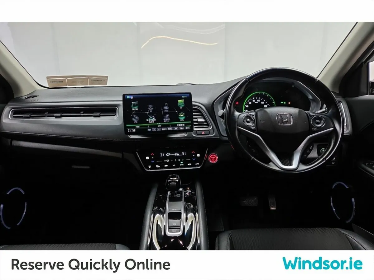 Honda Vezel Estate, Petrol Hybrid, 2019, White