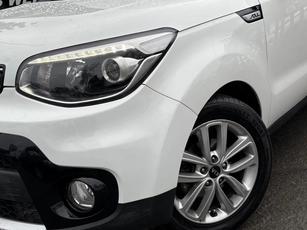 Kia Soul Hatchback, Diesel, 2018, White